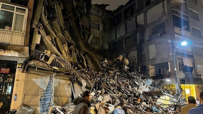 Depremde binalar neden dayanıksız yıkılıyor?