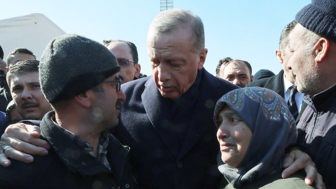 Cumhurbaşkanı Erdoğan "Olan oldu bunlar hep kaderde olan şeyler" dedi. Sizce binlerce kişinin öldüğü deprem felaketi kader mi?