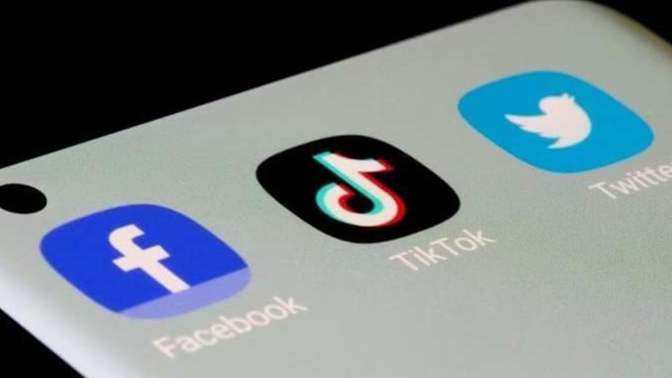 Twitter'dan sonra Tik Tok'a da erişim engeli geldi. Acil haberleşme ihtiyacı varken internetin kısıtlanması normal mi?