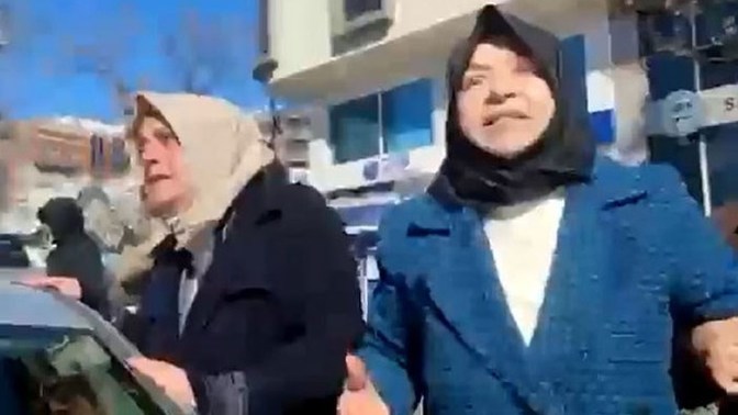 Eski vekilden İmamoğlu'na "İngiliz uşağı" denildi! Durum bu haldeyken neyin nesidir bu tepki?