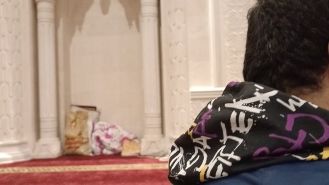 Cünüpken namaz kılsam kabul olur mu, deprem bölgesindeyim ve duşa giremiyorum?