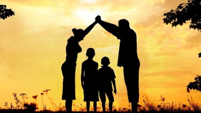 Depremde kimsesiz kalan çocuklara koruyucu aile olmak ister misiniz?