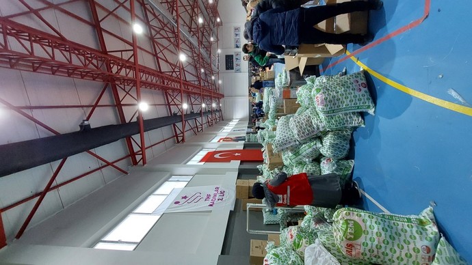Silivri Alibey Spor Salonuna gelip eşyaları paketlememize destek olmak ister misiniz?