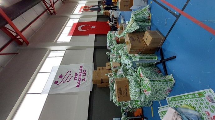 Silivri Alibey Spor Salonuna gelip eşyaları paketlememize destek olmak ister misiniz?
