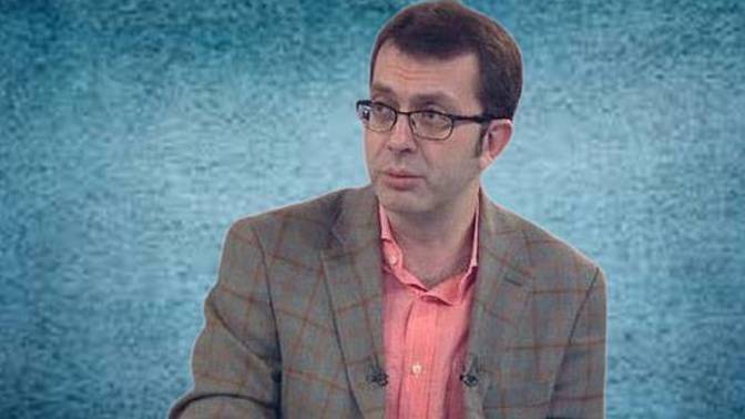 Turgay Güler, "Haluk Levent'e 1 milyar lira teslim edemezsin, yönetemez" demiş. Düşünceniz ne?