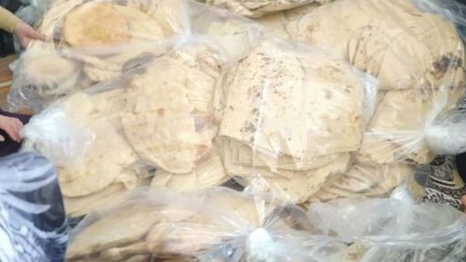 Van'daki akrabalarım güzel yürekli halalarım yardım için tandır ekmeği pişirmişler, kabul ederler mi?