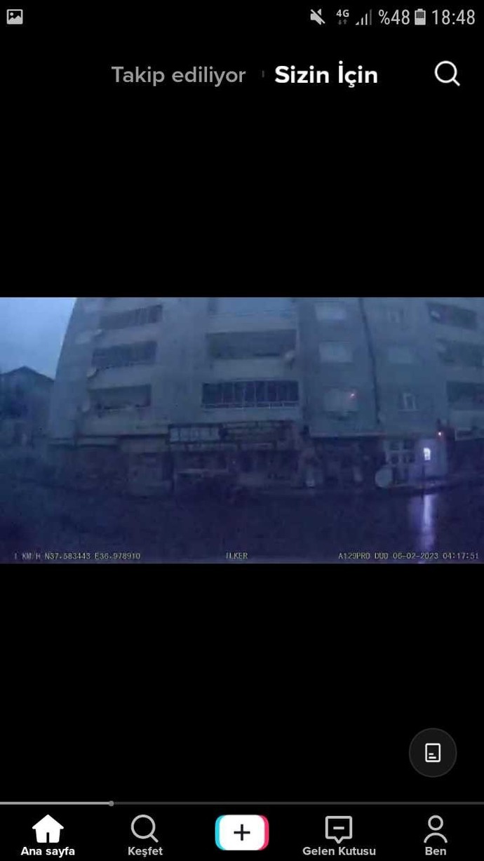 Deprem esnasında etrafta oluşan mavi ışıklar neyin nesi?