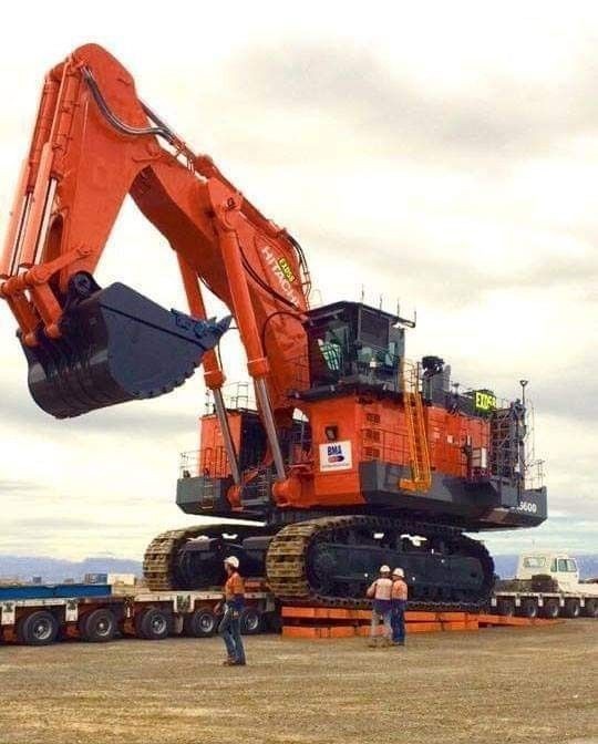 Japonların neden bu kadar iş makinesi markası var?