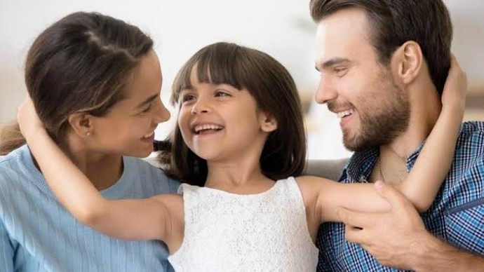 Depremde anne babasını kaybetmiş çocuklara koruyucu aile olmak ister misin?
