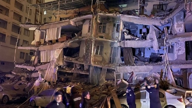 Yeniden deprem ihtimali yüksek mi, siz olası depreme karşı nasıl önlem alıyorsunuz?