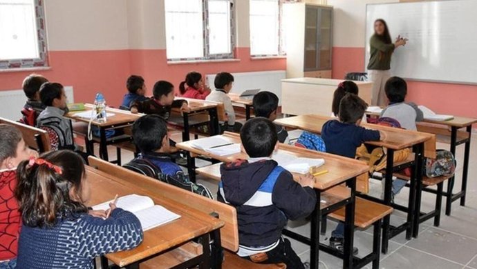 Mahmut Özer, 20 Şubatta 71 ilde eğitim başlayacak. Uzatma olmayacak dedi. Üniversiteler için de böyle bir açıklama gelir mi?