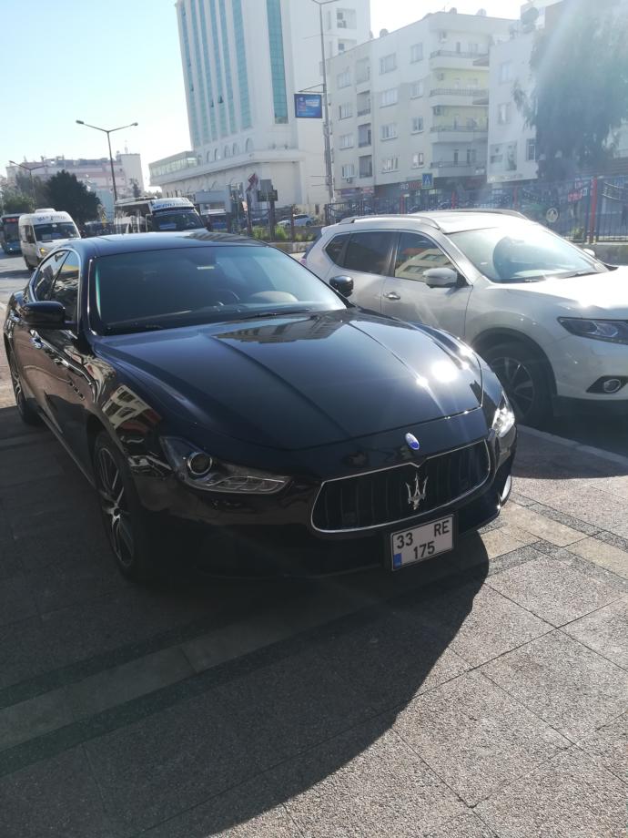 Spor Araba mı, Jeep Mi, Mercedes Tarzı Klasik Araba mı?