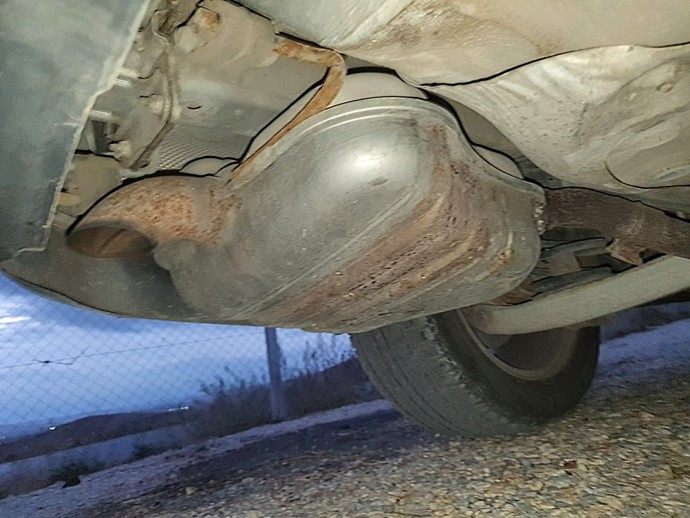 Arabayı ilk çalıştırdığım da hafif benzin ⛽️ kokması normal mi?