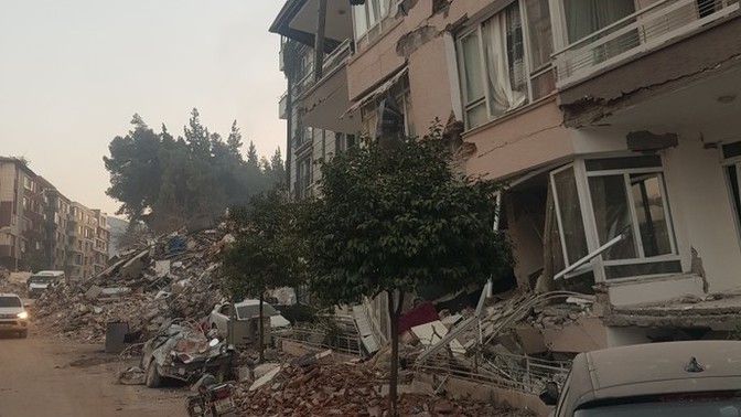 Deprem nedeniyle can kaybımız 31.643'e yükselmiş, bu kadar canın hesabını kim verecek?