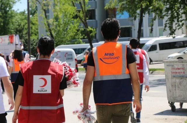 Sevgililer gününde hediye olarak AFADa, Kızılay’a bağış yapabilir misiniz?