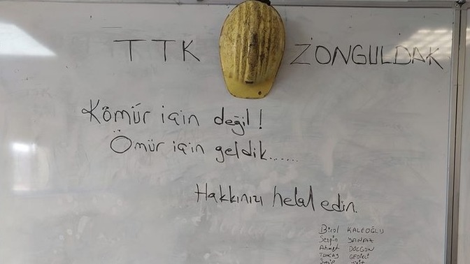 Deprem bölgesinde çalışan Türkiye Taşkömürü Kurumu Zonguldak ekibinin bıraktığı bu not sizin de yüreğinizi ısıttı mı?