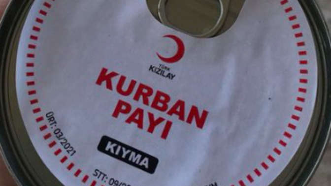 Kızılay depremzedelere son kullanma tarihi geçmiş kıyma dağıtmış. Bu nasıl ihmalkarlık, ayıp değil mi?