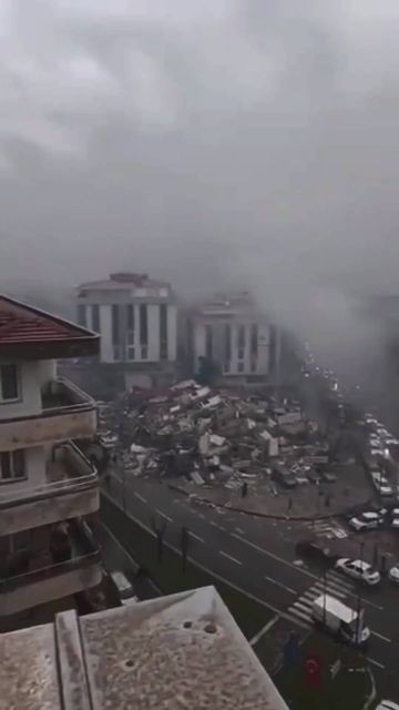 Deprem bölgesi enkazına iş makinesinin erken girmesi ne kadar doğru geliyor?