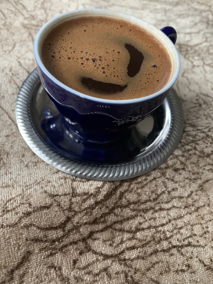 Bir Türk kahvesi ne kadar lezzetsiz olabilirse o kadar lezzetsizdi😄