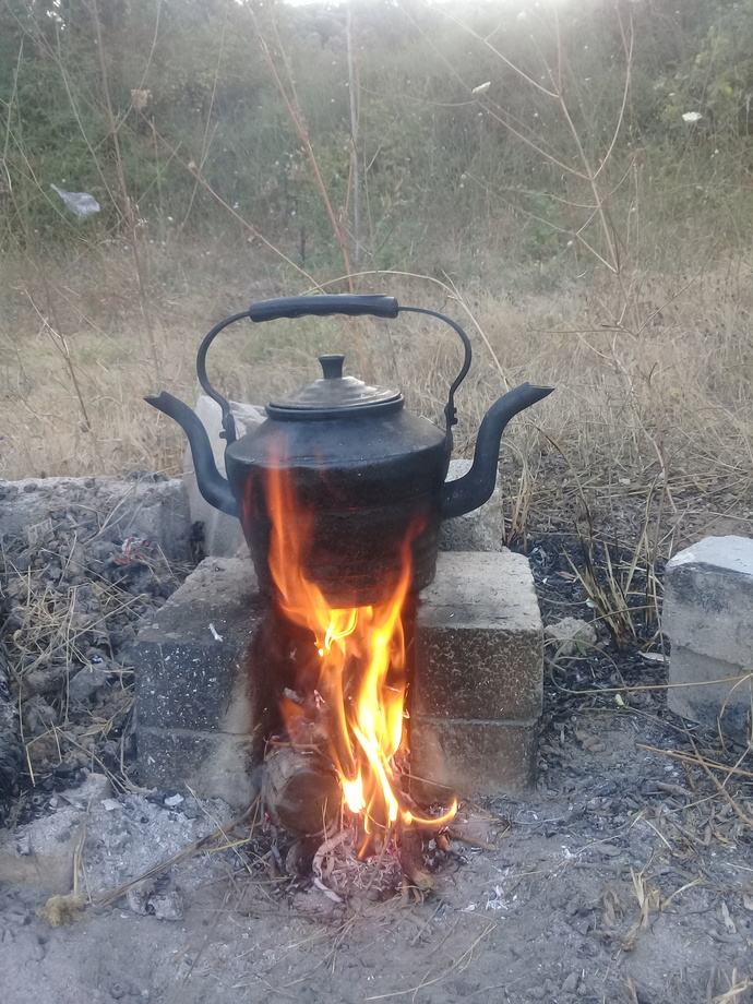 Çay dediğin demli mi içilir?
