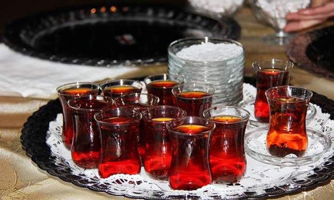 Afiyetle içebilirsin dostum; bak hiç üsenmeden sana yaptm.. iyi demlenmis mi? :D