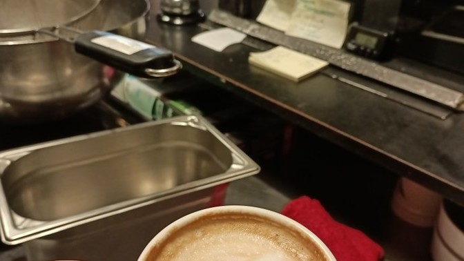 Filtre kahve sütlü mü içilir, sütsüz mü?