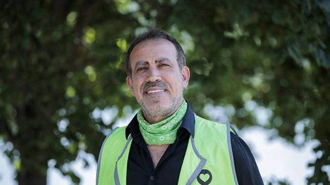 "Sizin paranız benim namusum! Hiç kimseye kuruluşa vermem!" diyen Haluk Levent gönülleri tekrardan fethetmedi mi?