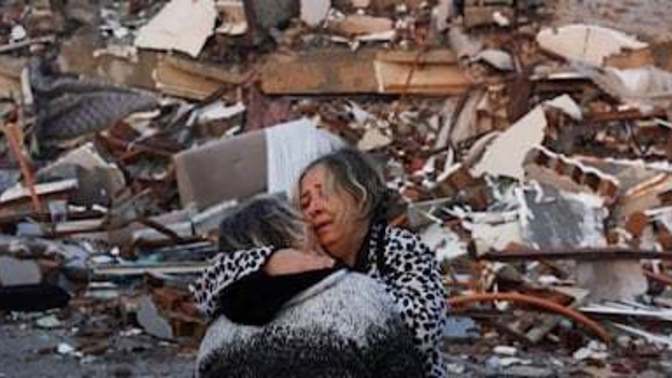 Depremde yaşananları, acıları ve ölen insanları unutabilecek miyiz?