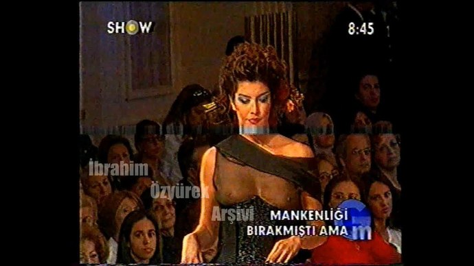 Deniz Akkaya, Haluk Levent için "duruşsuzluk böyle bir şey, saklayacak bir şeyi olmayan dik durur" demiş. Ne düşünüyorsunuz?