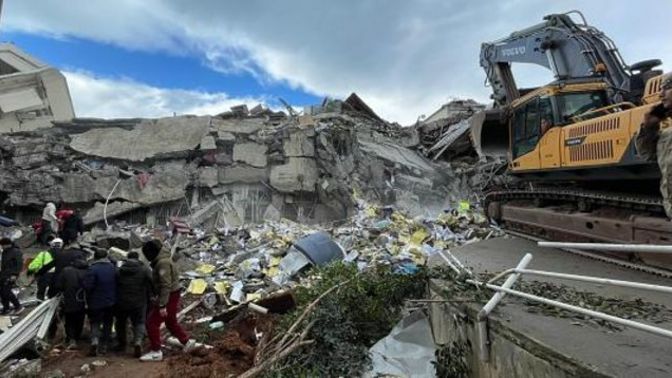 Depremde hayatını kaybedenler açıklananlar kadar mı sizce?