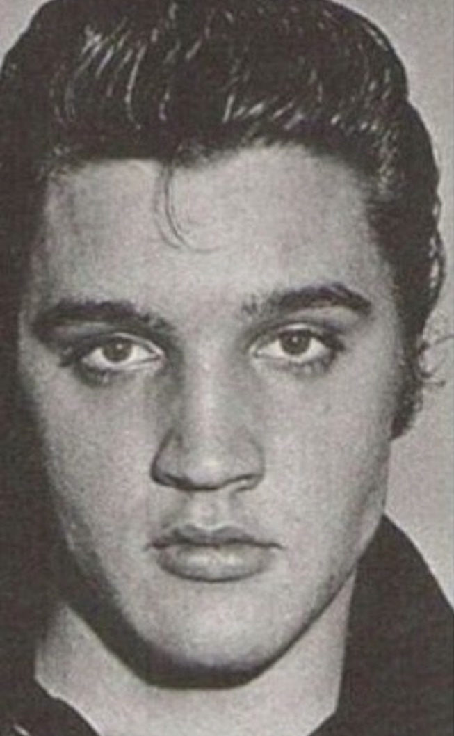 Elvis Presleyi sever misiniz?