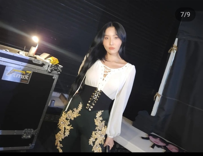 Kızın fiziği güzel mi? Böyle bir fiziğe nasıl sahip olabilirim?