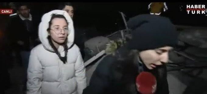 Sizce Türkiye tarihi bu depremdeki onurlu ve onursuz gazetecileri hatırlayacak mı?