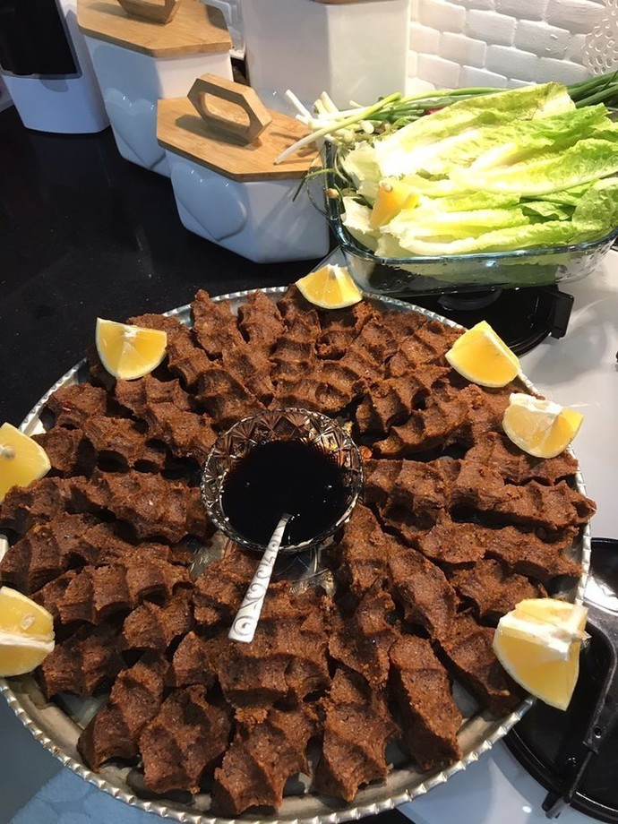 KSde kimi çiğ köfte ziyafetine davet ederdin?