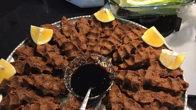 KS'de kimi çiğ köfte ziyafetine davet ederdin?