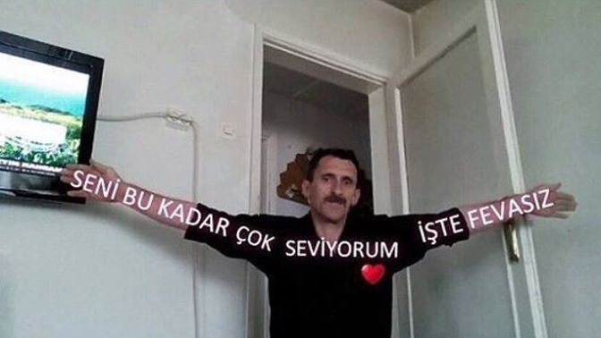 "Seni işte bu kadar çok seviyorum vefasız" demek istediğiniz biri var mı?