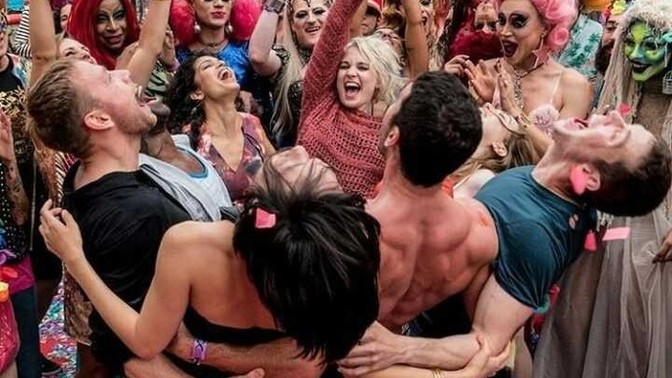 Dizilerdeki LGBT ürünlerinden rahatsız oluyor musunuz?