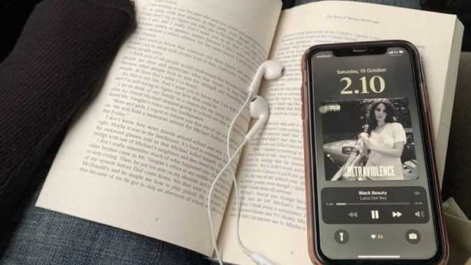 Kitap okurken dinlenebilecek müzik öneriniz var mı?