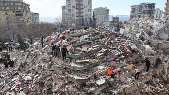 Hatay'da 5,8 büyüklüğünde ikinci deprem oldu. Çevre şehirlerden de hisseden var mı?
