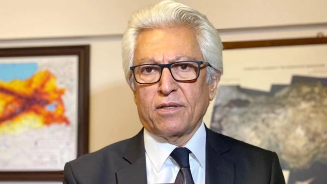 Prof. Dr. Süleyman Pampal, "Hatay hala ana depremini yaşamamış olabilir." demiş. İnsanlar daha ne yaşayacak ki?