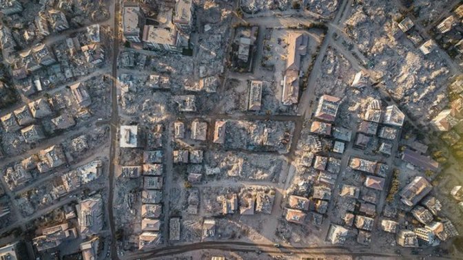 Hatay'daki yeni depremde 6 kişi hayatını kaybetmiş, 294 kişi yaralanmış. :( Kayıplar daha da artar mı?