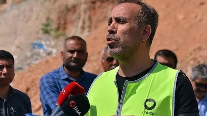 Haluk Levent, Kendisini Depremle İlgili Felaket Tellallığı Yapmakla Suçlayan Kişiye Tepkisini Koydu! Sizce Kim Haklı?