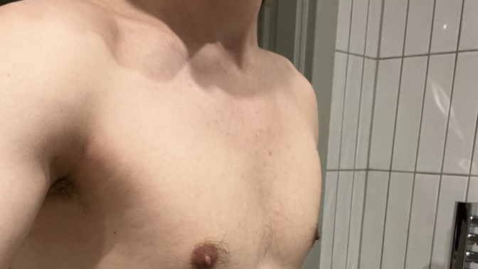 Spor salonuna gitmeye başlayalı 1 hafta oluyor. Kaç güne kaslar belirmeye başlar?