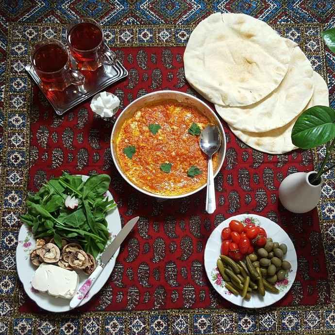 Canım kahvaltı yapmak istemiyor. Kendime dışarıdan ne sipariş edebilirim?