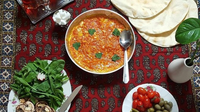 Canım kahvaltı yapmak istemiyor. Kendime dışarıdan ne sipariş edebilirim?