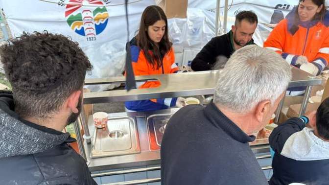 Hatay'da fay hattı kırıldı diyorlar, sizce bu bilgi doğru mu? Yemek yerken bile korkuyorum, artık pozitif düşünebilir miyim?