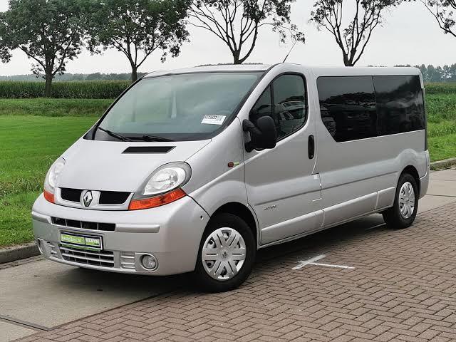 1,9 dizel eski kasa Renault Trafic (ilk nesil)