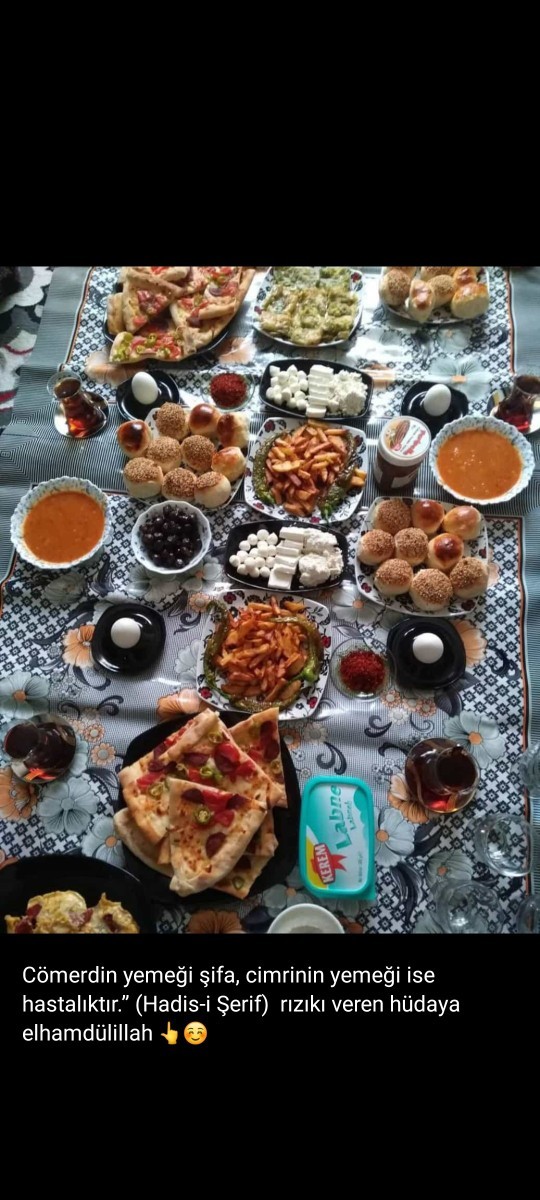 Yemek paylaşımları yapanlar hakkında ne düşünüyorsunuz? Eltim neden bunu paylaşmış olabilir?