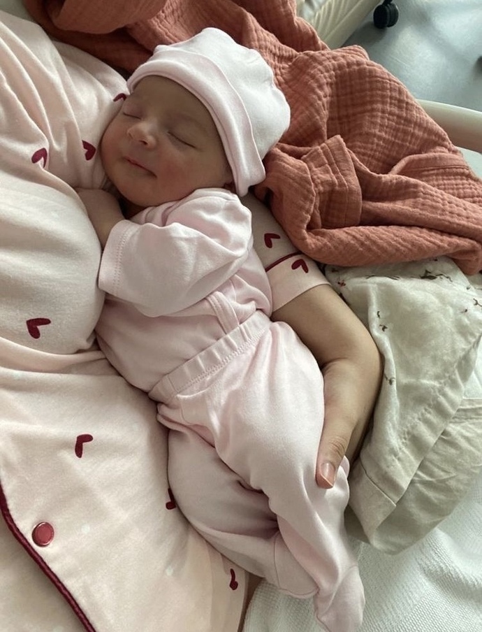 Bebek fotoğraflarına baktıkça anne olmak istemek normal mi?