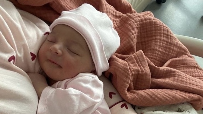 Bebek fotoğraflarına baktıkça anne olmak istemek normal mi?